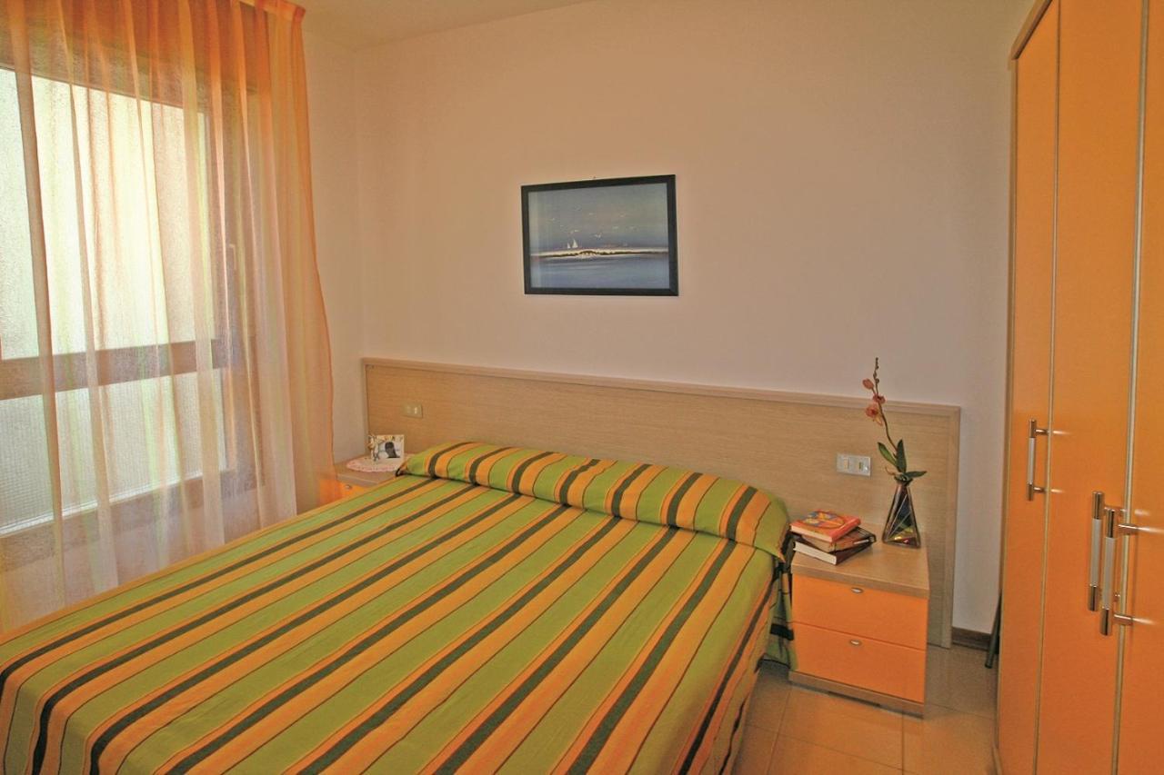 Campiello Apartment Бибионе Екстериор снимка