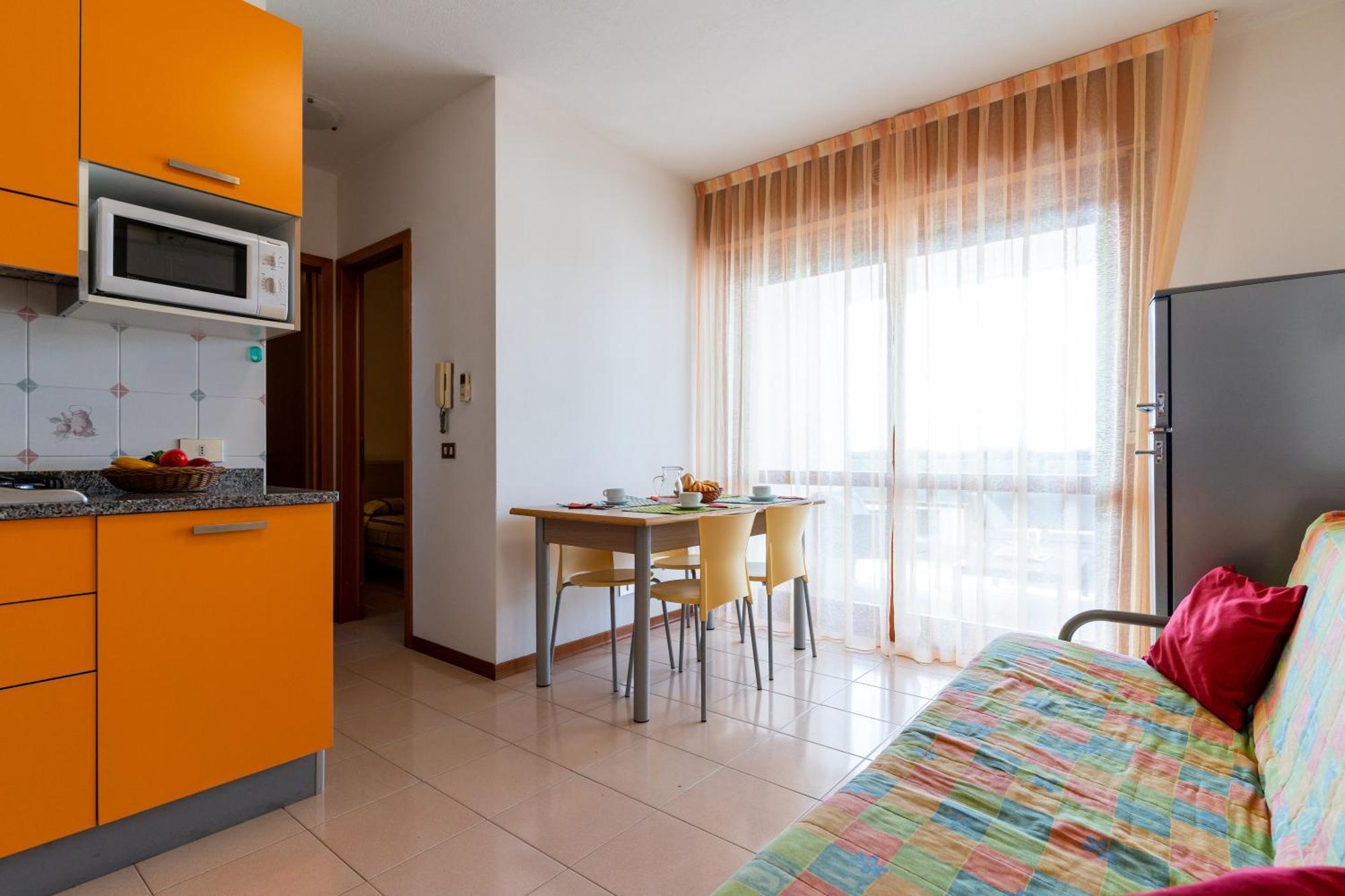 Campiello Apartment Бибионе Екстериор снимка